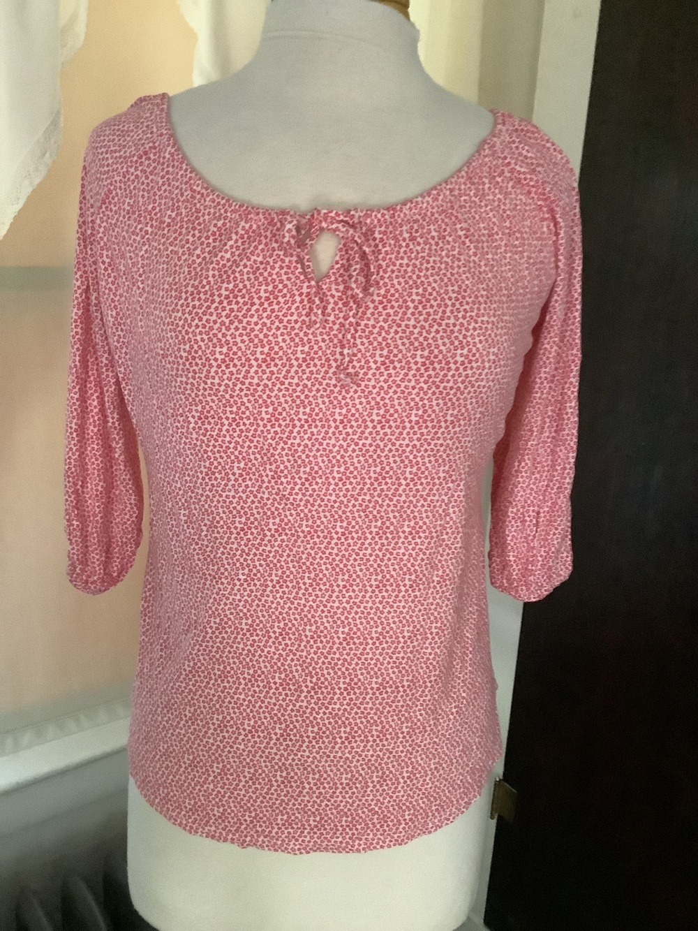 Old navy Women's Cherry Pink Tie-Neck Patterned Top